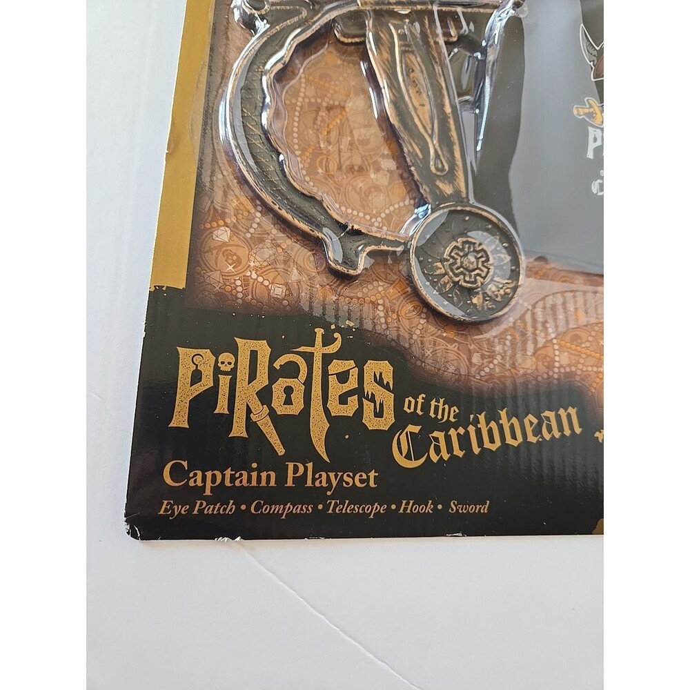 Walt Disney World Pirates of the Caribbean Captain Playset NEW Patch Sword Hook - Picture 5 of 9
